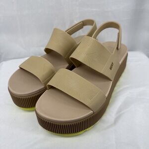Reef‎ Water Vista Higher Platform Sandal Women's Sz 10 In Sand And Lime NWOT/Box